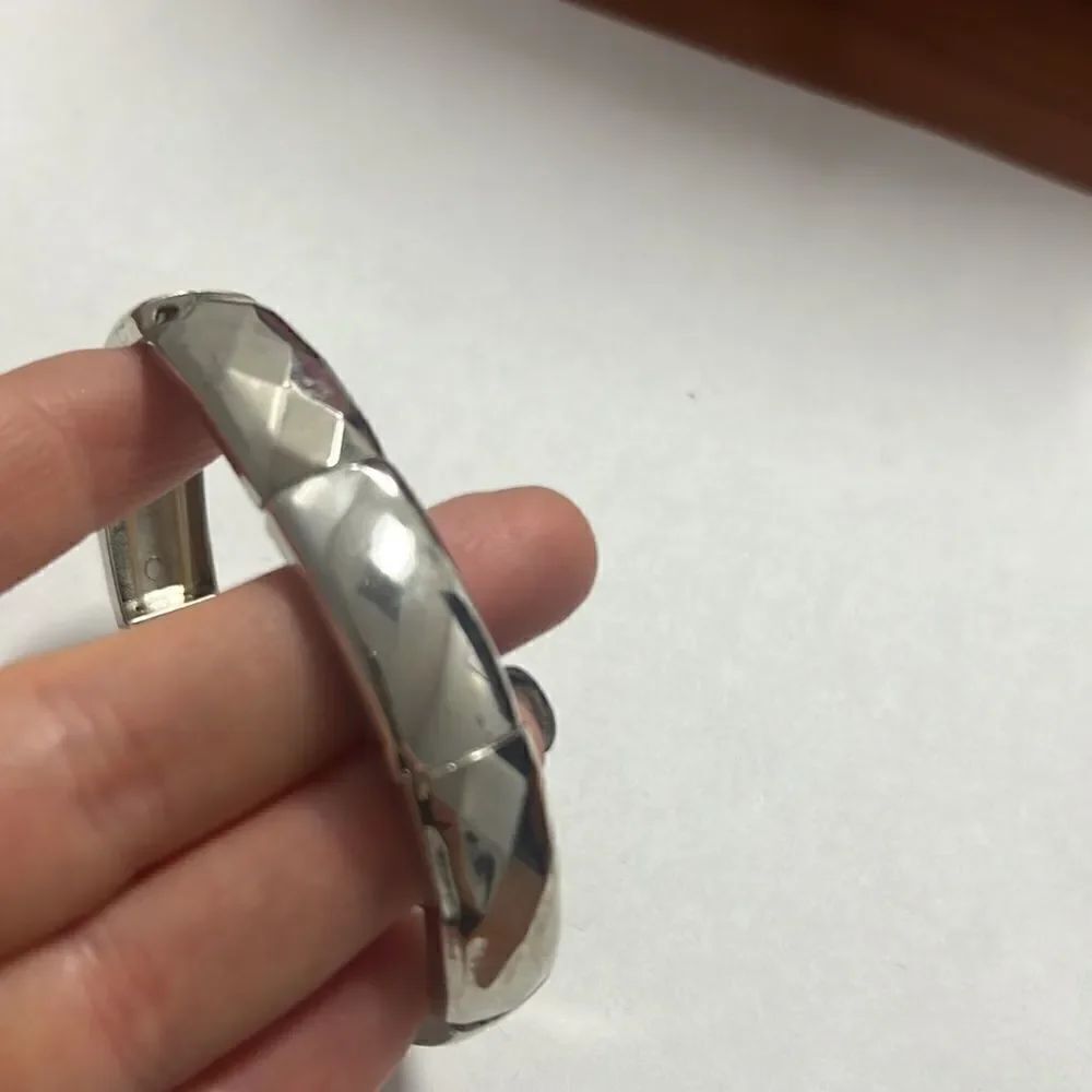 Silver adjustable bracelet  - Picture 4 of 5